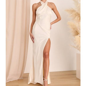 Lulu's wedding dress